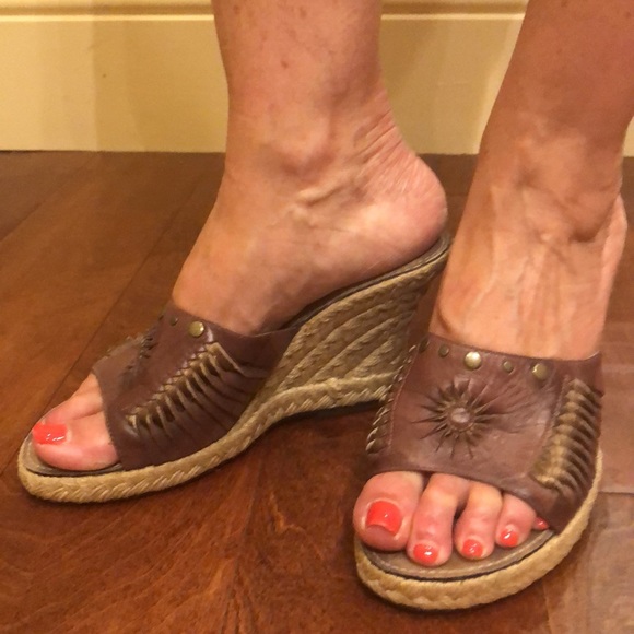 Nine West wedge heals - Picture 5 of 8